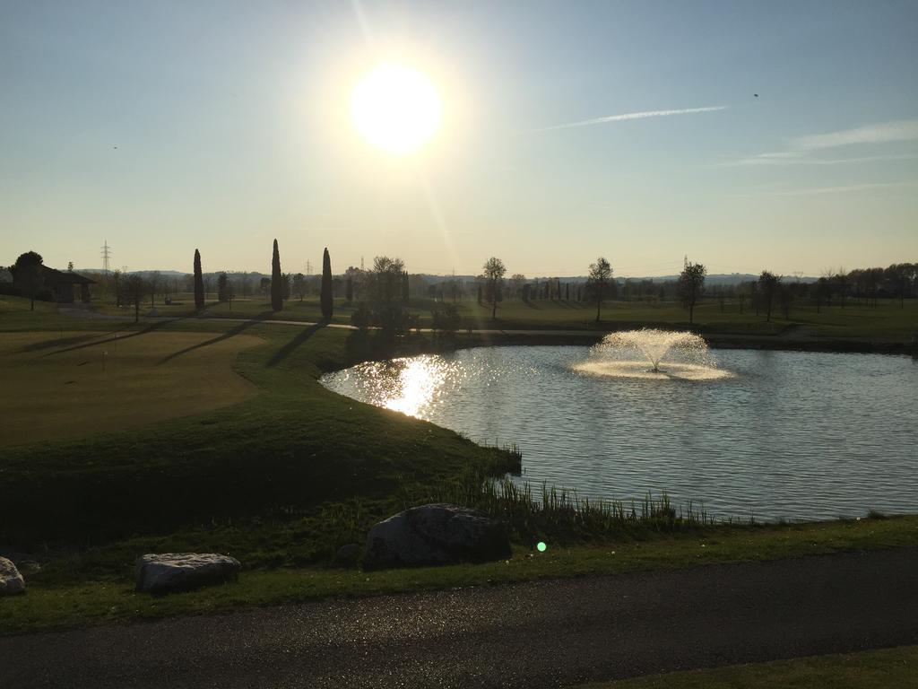 Garda Residence San Vigilio Golf Pozzolengo Kültér fotó