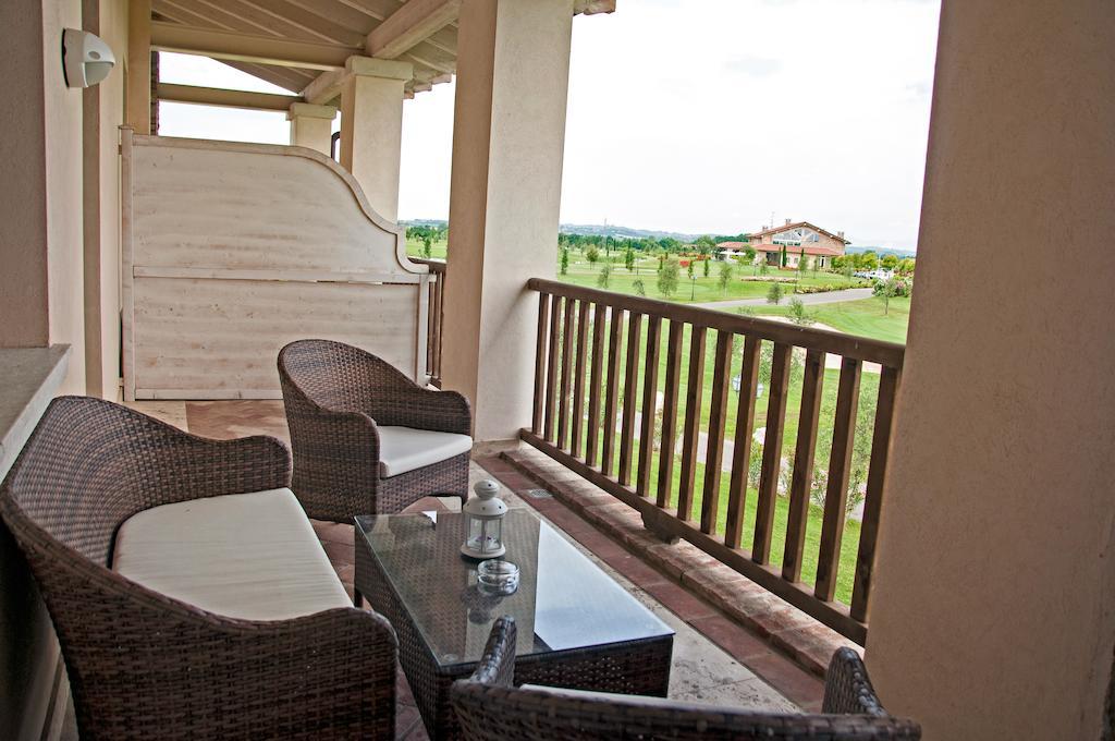 Garda Residence San Vigilio Golf Pozzolengo Kültér fotó